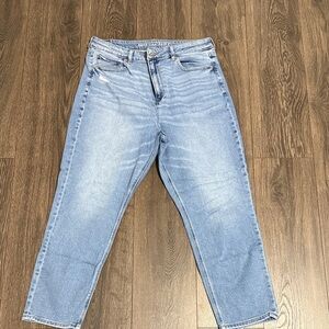 American Eagle Outfitters Light Blue Denim Mom Jeans